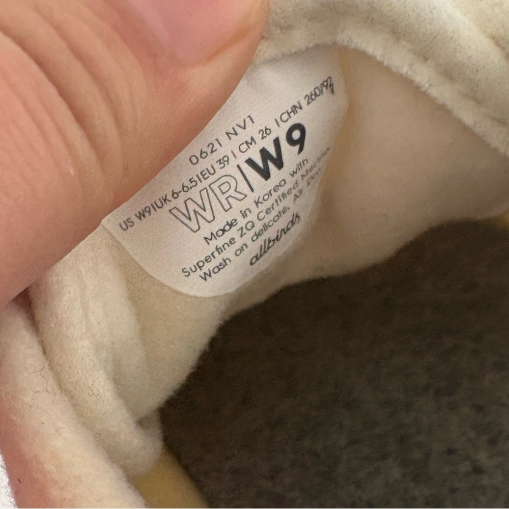 Allbirds White Wool Runners size 9 - Picture 5 of 5